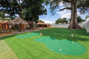 Kebun di luar H4 LAS CABAÑAS