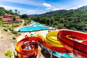 a water slide at a water park at S. Mamede House - Penafiel in Recezinhos