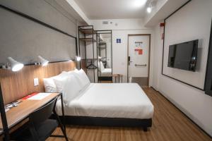 Katil atau katil-katil dalam bilik di ibis Guarapuava