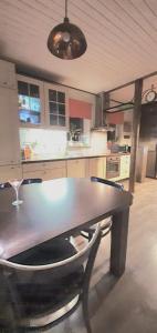 Kuchyň nebo kuchyňský kout v ubytování House&Garden - 3 rooms&Sauna