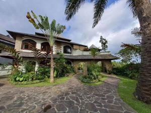 Κήπος έξω από το Dzawani Villa Ubud