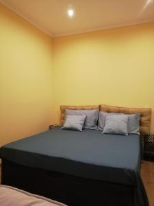 Postel nebo postele na pokoji v ubytování Candelieri Suites
