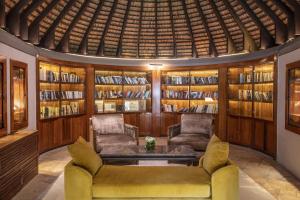Posezení v ubytování Royal Palm Beachcomber Luxury
