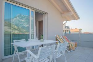 Balkon oz. terasa v nastanitvi Glocal Torbole