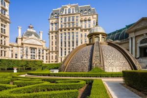 Aed väljaspool majutusasutust Palazzo Versace Macau