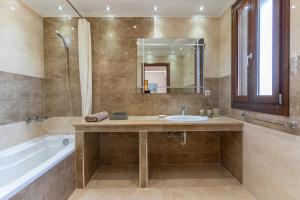 Koupelna v ubytování Sani Breeze by halu!