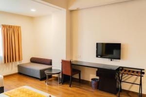 TV a/nebo společenská místnost v ubytování Hotel Sentral Riverview Melaka
