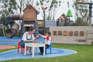 Le Méridien Emei Mountain Resort gyermekkorú vendégei