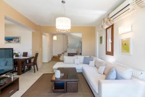 TV a/nebo společenská místnost v ubytování Sani Breeze by halu!