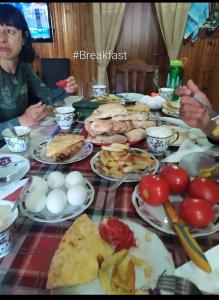 Cibo presso la stanza in casa privata o nelle vicinanze
