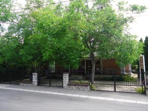 Fotografie z fotogalerie ubytování Holiday Apartmanház v destinaci Balatonfüred