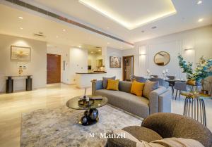Gallery image of Manzil - Stylish 3BR in Palm w Private Beach & Sea View in Dubai