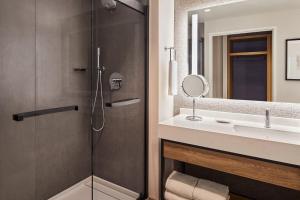 A bathroom at Sheraton Phoenix Downtown
