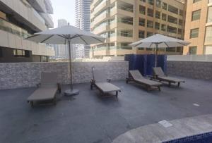 Fotografie z fotogalerie ubytování Beautiful 2 Bedrooms + Hall Rental Unit in Marina Escan807 v Dubaji