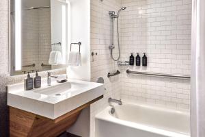 A bathroom at Sheraton Phoenix Downtown