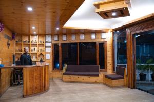 A seating area at THE CONIFER