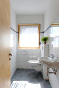 Koupelna v ubytování Appartement Strolz