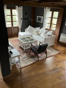 Posezení v ubytování Casona Rural de Lujo con increíbles vistas, La Casa de Rafael, ahora con 4 habitaciones