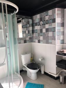 Gallery image of La voyageuse, gîte 6 places in Pluvigner