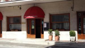 Exteriér alebo vchod do ubytovania Grande Albergo Abruzzo