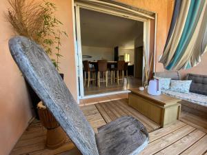Posezení v ubytování Sérénité & vue sur MER