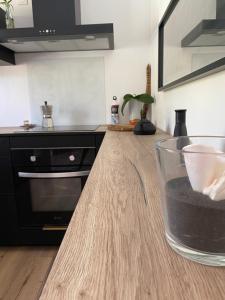 Sérénité & vue sur MER的厨房或小厨房