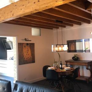 Gallery image of Penthouse 120 m2 vue imprenable Lattes in Lattes +30 photos