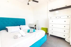 Ліжко або ліжка в номері Guest House 4U - Povoa seaside