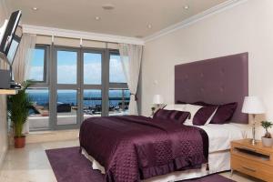 Giường trong phòng chung tại Luxury City Center Penthouse - Best Location +34 ảnh