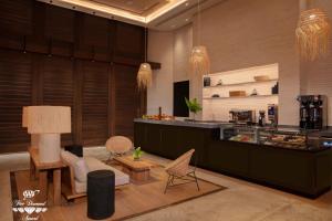 Кухня или мини-кухня в Secrets Moxché Playa del Carmen - Adults Only - All Inclusive
