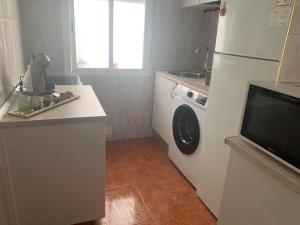Η κουζίνα ή μικρή κουζίνα στο Apartamento a 200 metros paseo zorrilla
