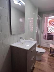 Afbeelding uit fotogalerij van Apartamento El olivo in Empuriabrava