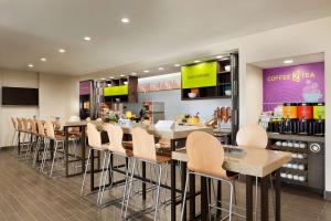 Restoran atau tempat lain untuk makan di Home2 Suites By Hilton El Paso Airport