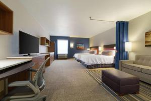 Katil atau katil-katil dalam bilik di Home2 Suites by Hilton Phoenix Chandler