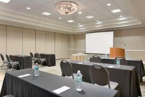 Konferenční prostory v ubytování Embassy Suites Newark - Wilmington/South