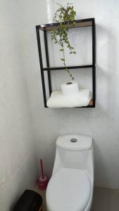 Ванна кімната в Casa Bambú - Las Kantutas Oxapampa