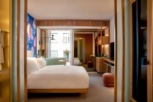 The BoTree - Preferred Hotels and Resorts客房内的一张或多张床位