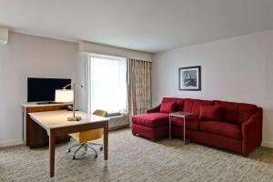 Oleskelutila majoituspaikassa Hampton Inn & Suites Detroit/Troy