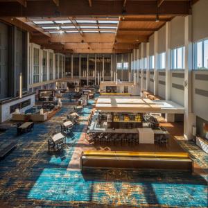 DoubleTree by Hilton Pittsburgh - Cranberry的休息区