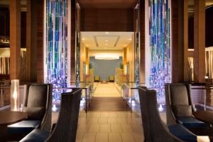 Posezení v ubytování Embassy Suites by Hilton Denver Downtown Convention Center