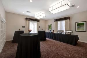 Viðskiptasvæði og/eða fundarherbergi á Homewood Suites by Hilton Boulder
