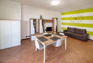 Kuchyň nebo kuchyňský kout v ubytování Isa Center - Leonardo Accademy - MXP - Lakes + 21 fotografií
