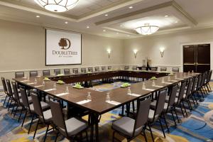 DoubleTree by Hilton Hotel Annapolis商务区和/或会议室