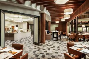 Restaurace v ubytování Embassy Suites by Hilton Convention Center Las Vegas