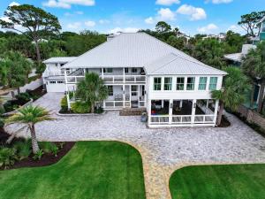Fotografie z fotogalerie ubytování 1801 Chatham Ave Unit B v destinaci Tybee Island