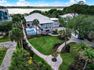Fotografie z fotogalerie ubytování 1801 Chatham Ave Unit B v destinaci Tybee Island