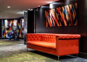 The Verve Boston Natick, Tapestry Collection by Hilton的休息区