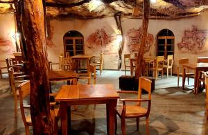 Εστιατόριο ή άλλο μέρος για φαγητό στο Hotel Tulor