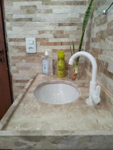 A bathroom at Pousada Villa Marini