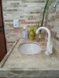 Ένα μπάνιο στο Pousada Villa Marini
